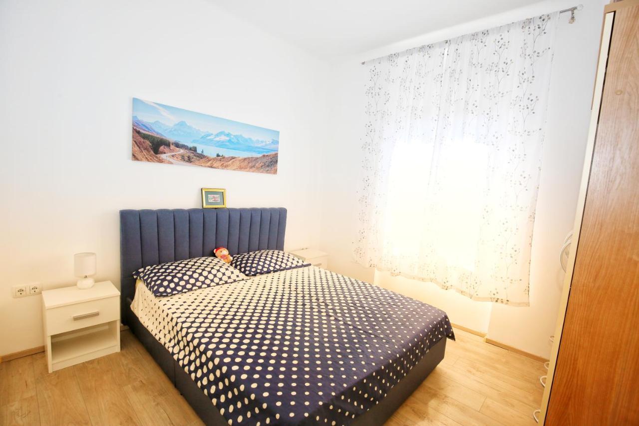 Family Apartment Рийека Екстериор снимка